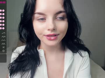 girl
        cute_caprice cam image #1310874