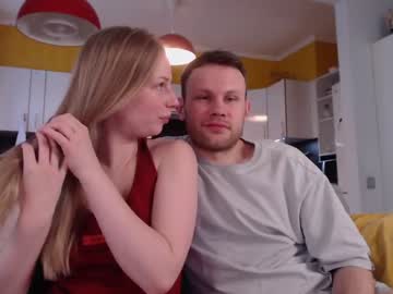 girl
        magic_couple13 cam image #725501