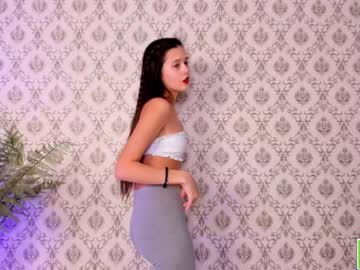 girl
        amandamedrano cam image #295514