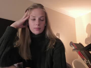 girl
        magic_couple13 cam image #3621440