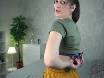 girl
        glennabardy cam image #3511655
