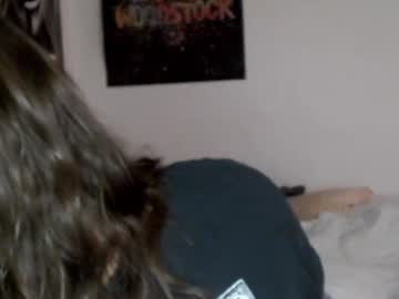 girl
        haylihaze cam image #4304337