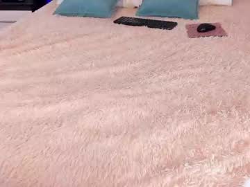 girl
        kaylaa_fox cam image #1236650