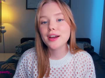 girl
        sun_shiiine cam image #1393154