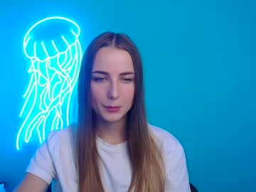 girl
        milly_liss cam image #3419267
