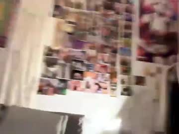 girl
        jessicapearsons cam image #3890031
