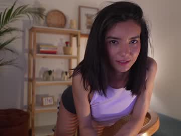 girl
        urcutelinda cam image #2589006