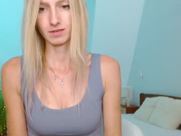 girl
        kittyca1_love cam image #1571587