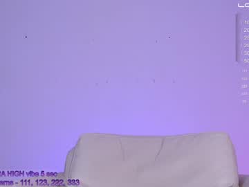 girl
        sapphirealice cam image #15673