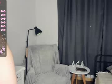 girl
        cute_caprice cam image #2354790