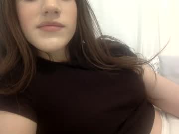 girl
        xprsv cam image #875203