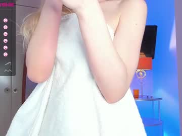 girl
        stacy_pugacheva cam image #892002
