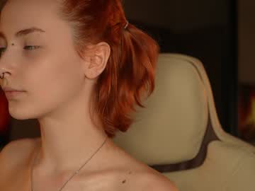 girl
        severs_enigma cam image #3823290