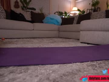 girl
        arielking69 cam image #604447
