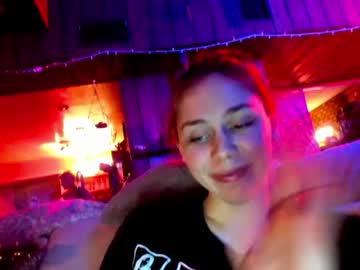 girl
        mayasings cam image #2203007