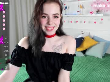 girl
        christystephens cam image #600847