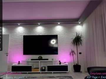 girl
        haileygrx cam image #1635752