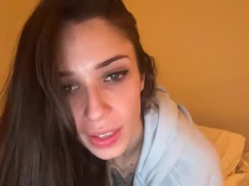 girl
        ariacutiee cam image #1006000