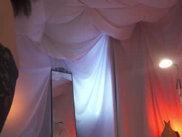 girl
        sunny_maria cam image #2981713