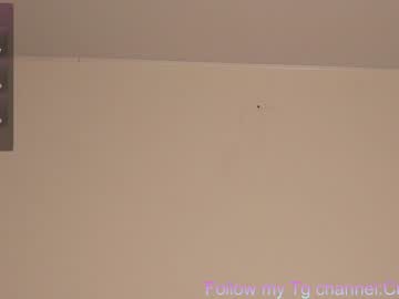 girl
        cutealexandre cam image #2732243