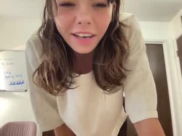 girl
        yourfavoritegirl_ cam image #1511672