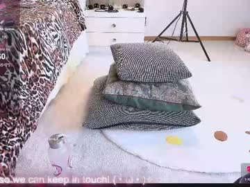 girl
        neithcole cam image #4401753