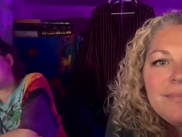 girl
        boyzenberrykush cam image #547126