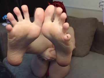 girl
        neli_elinek cam image #2809497