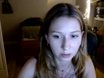 girl
        drugstarbarbie cam image #3265117