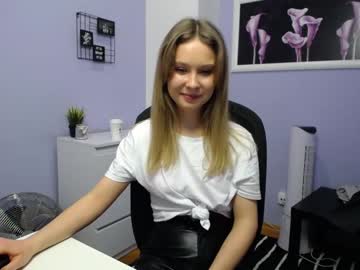 girl Webcam Girls Sex Thressome And Foursome with lucy_marshman