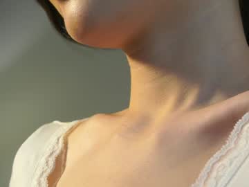 girl
        natsumiito cam image #3707605