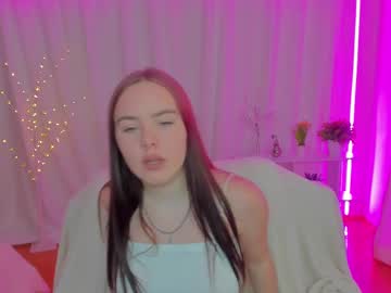 girl
        alice_blackk_ cam image #3702548
