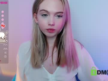 girl
        small_blondee cam image #336254