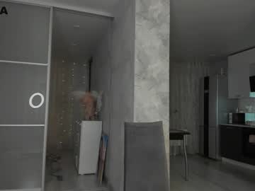 girl
        mia_devill cam image #538525