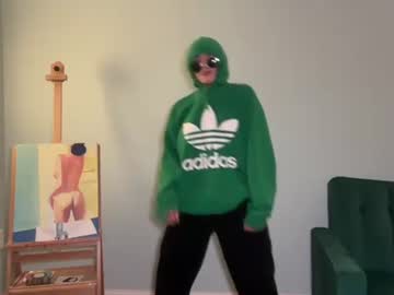 girl
        littlesugarpea cam image #4293858
