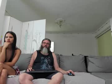 couple
        cheeseburgerjesus cam image #1435677