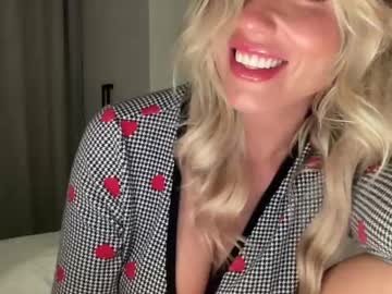 girl
        iiivy_ cam image #3471057