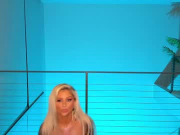 girl
        blonde_riderxxx cam image #3887637