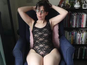 girl
        ellynaomi cam image #4301914