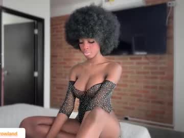 girl
        evelyn_jhonson3 cam image #4354312