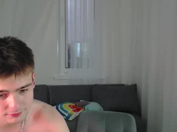 couple
        your_molly_mark cam image #4277541