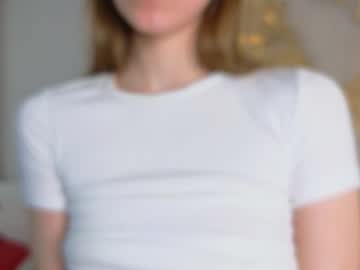girl
        sunnivacoppens cam image #4287740