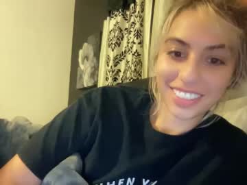 girl
        avamonroexo cam image #1786702