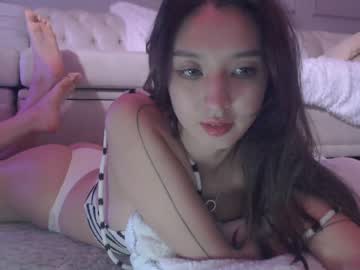 girl
        sarasuo cam image #1515024