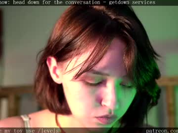 girl
        diruriru cam image #4215345
