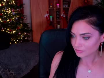girl
        s3r3ndipity cam image #2110349