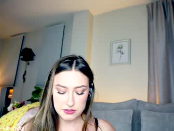 girl
        x_lily_x cam image #2473533