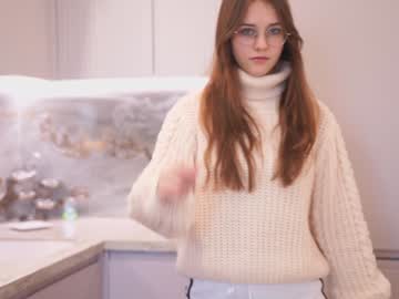 girl
        dream_beam cam image #3916688