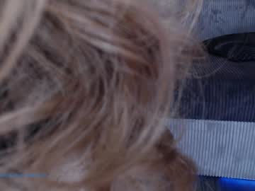 girl
        sunshineeve cam image #3174612