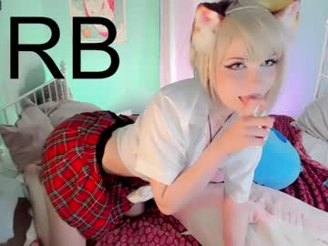 girl
        ronnie_neko cam image #1214120